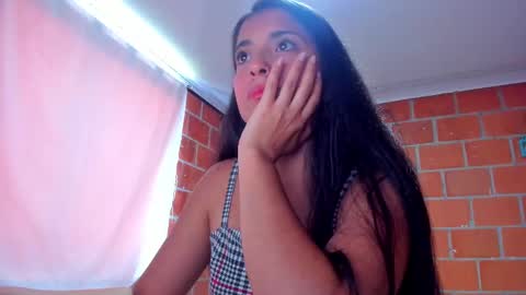 Snapshot of sweet_and_hot_alaia chatting on 09-12-25, 03:12 sweet and hot alaia online show from 09-12-25, 03:12