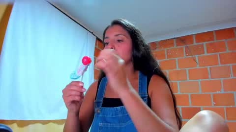 Snapshot of sweet_and_hot_alaia chatting on 09-27-25, 06:51 sweet and hot alaia online show from 09-27-25, 06:51