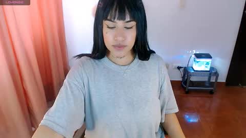 Snapshot of sweet_angel2001 chatting on 11-04-25, 07:24 Stephanie online show from 11-04-25, 07:24