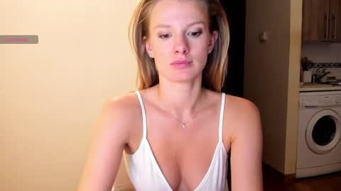 Snapshot of sweet_angel_a chatting on 07-07-26, 08:24 Ann - your sweet girl online show from 07-07-26, 08:24