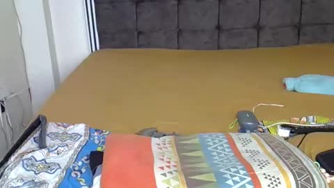 Snapshot of sweet_angie01 chatting on 09-11-25, 02:00 angie online show from 09-11-25, 02:00