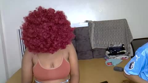 Snapshot of sweet_angie01 chatting on 09-14-25, 09:08 angie online show from 09-14-25, 09:08