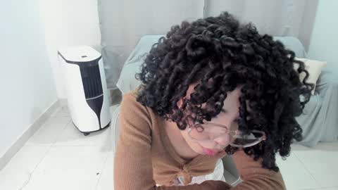 Anie online show from 02-01-25, 04:35