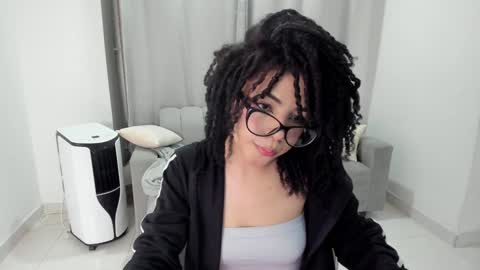 Anie online show from 02-05-25, 02:40