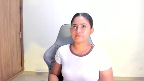 Snapshot of sweet_asheley chatting on 03-01-26, 04:14 Asheley online show from 03-01-26, 04:14