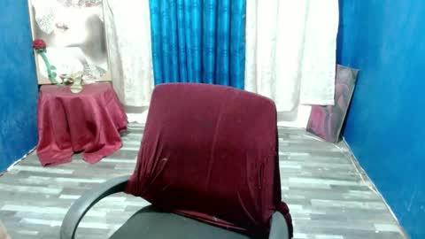 Snapshot of sweet_asian143 chatting on 06-17-26, 05:32 Chelsy online show from 06-17-26, 05:32