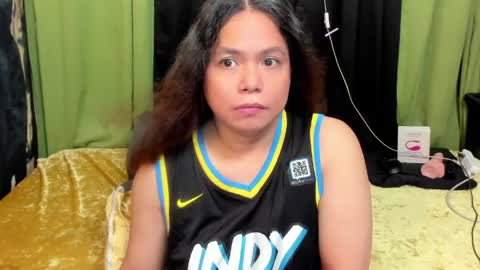 Snapshot of sweet_asiants_4u chatting on 05-15-26, 11:01 izza izzasweet online show from 05-15-26, 11:01
