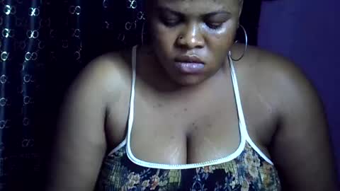 Snapshot of sweet_baby27 chatting on 02-22-26, 02:45 sweet baby online show from 02-22-26, 02:45