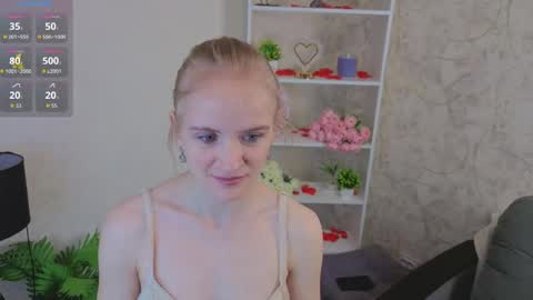 My name is Margo Please Thumbs up me   online show from 04-21-26, 03:13