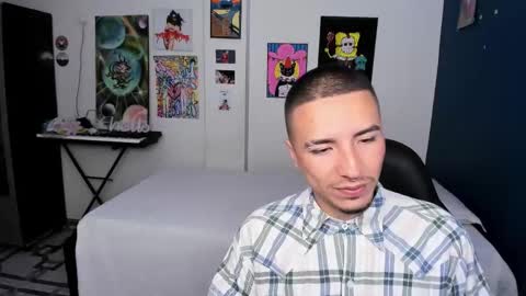Snapshot of sweet_boys_xx chatting on 09-26-25, 11:58 CristianBrayan PVT OPEN online show from 09-26-25, 11:58