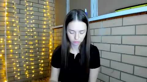 Christina online show from 06-23-26, 06:50