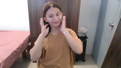 sweet_cassyxx online show from 03-08-26, 12:09