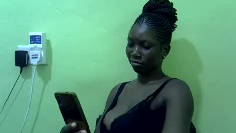 sweet_cherie1 online show from 06-05-26, 06:52