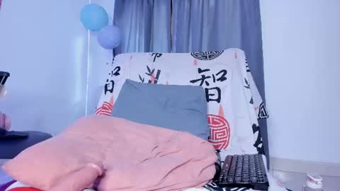Snapshot of sweet_cinamon69 chatting on 07-28-26, 02:46 Canela online show from 07-28-26, 02:46