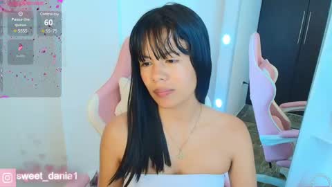 Snapshot of sweet_dania_ chatting on 03-04-25, 03:44 sweet_dania_ online show from 03-04-25, 03:44