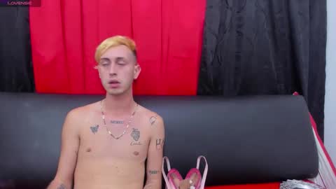 sweet_diamond__ online show from 05-31-26, 03:26