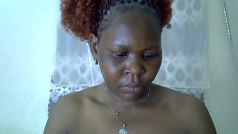 sweet_dori33 online show from 06-18-26, 05:08