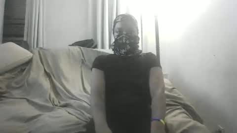 sweet_dreamz212 online show from 12-19-25, 08:21