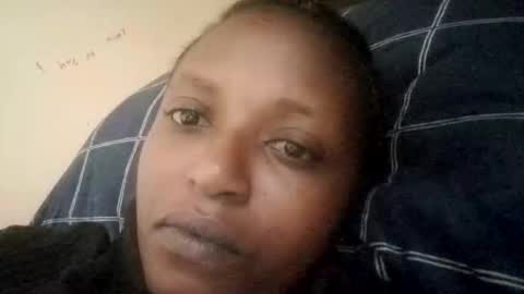 sweet_ebony001 online show from 04-12-26, 12:32