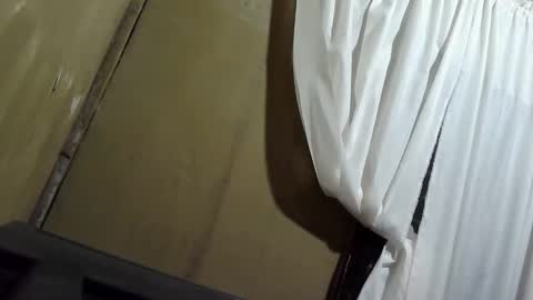 Echa online show from 10-23-25, 10:19