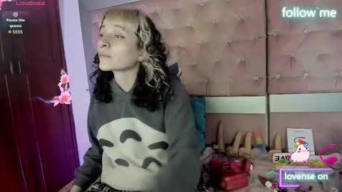  emmili  online show from 03-19-26, 12:09