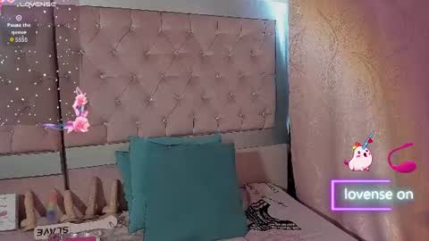Snapshot of sweet_emmili chatting on 07-22-26, 12:30 emmili online show from 07-22-26, 12:30