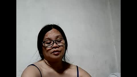 Snapshot of sweet_faye05 chatting on 10-13-25, 08:03 sweet_faye05 online show from 10-13-25, 08:03
