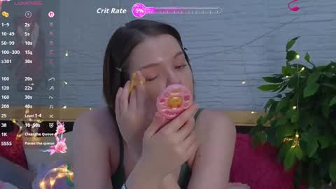 Snapshot of sweet_ferret chatting on 05-17-26, 04:54 Amely online show from 05-17-26, 04:54