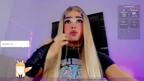 sweet_goddess23 online show from 05-27-26, 10:34