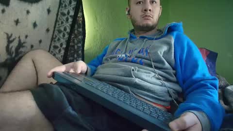 Snapshot of sweet_guy36 chatting on 09-14-25, 02:27 sweet_guy36 online show from 09-14-25, 02:27