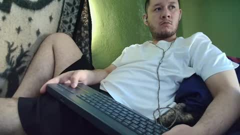 Snapshot of sweet_guy36 chatting on 09-21-25, 02:08 sweet_guy36 online show from 09-21-25, 02:08