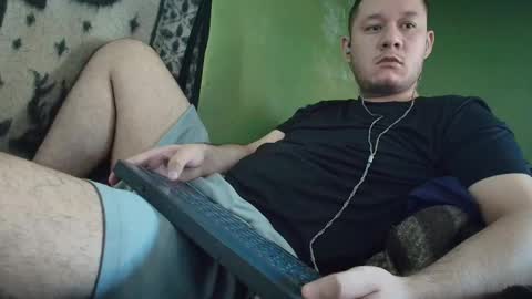 Snapshot of sweet_guy36 chatting on 10-13-25, 03:45 sweet_guy36 online show from 10-13-25, 03:45