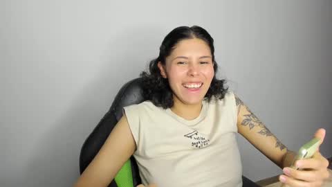 Snapshot of sweet_hann chatting on 02-18-25, 11:52 Hanna online show from 02-18-25, 11:52