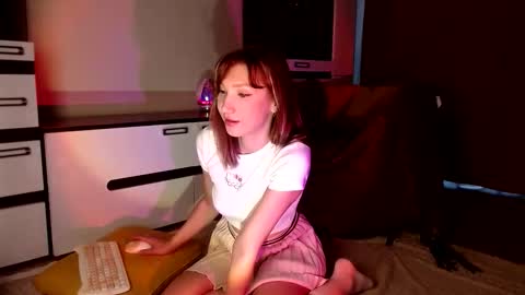 Molly online show from 12-18-25, 03:12