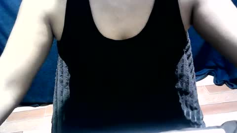 sweet_heart21 online show from 07-23-26, 02:09