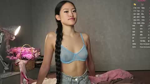 Snapshot of sweet_is_kim2 chatting on 06-19-26, 10:08 Kim online show from 06-19-26, 10:08