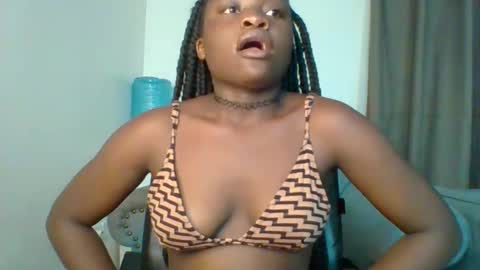 Snapshot of sweet_jenica chatting on 01-02-25, 04:30 ESTHER NEEMA online show from 01-02-25, 04:30