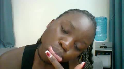Snapshot of sweet_jenica chatting on 09-26-25, 04:38 ESTHER NEEMA online show from 09-26-25, 04:38