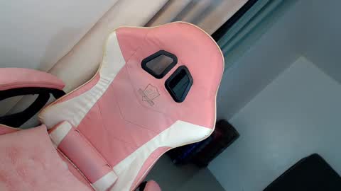 Jess online show from 12-26-24, 01:21