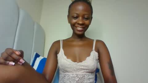 sweet_jovial online show from 05-13-26, 08:12