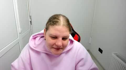 Karla online show from 05-04-26, 06:42