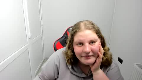Karla online show from 05-26-26, 02:24