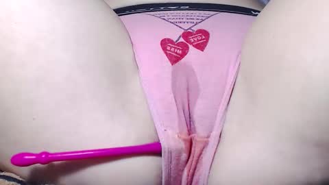 Kitten online show from 11-13-25, 06:01