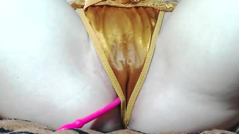 Snapshot of sweet_kitten25 chatting on 05-16-26, 12:04 Kitten online show from 05-16-26, 12:04