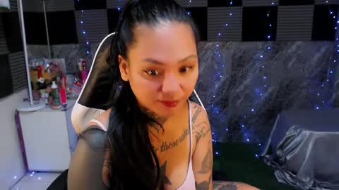 Snapshot of sweet_kittykatya chatting on 01-05-25, 01:15 sweet_kittykatya online show from 01-05-25, 01:15