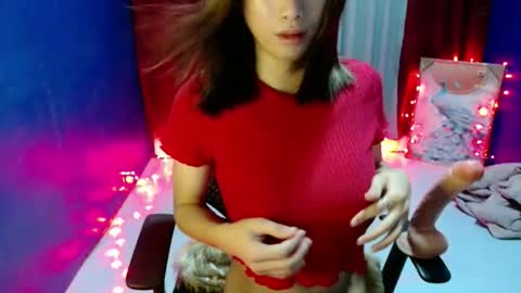 Snapshot of sweet_like_angel143 chatting on 06-02-26, 02:46 angie online show from 06-02-26, 02:46