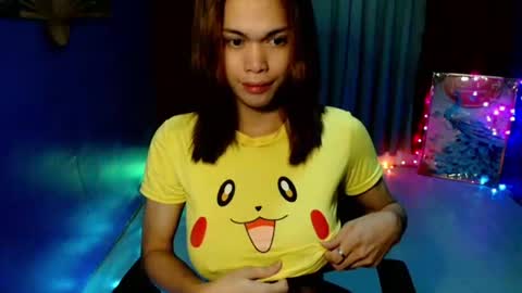 Snapshot of sweet_like_angel143 chatting on 06-24-26, 09:08 angie online show from 06-24-26, 09:08
