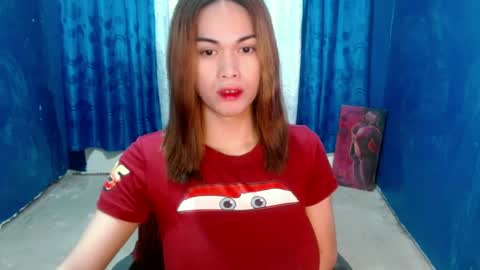Snapshot of sweet_like_angel143 chatting on 07-04-26, 10:43 angie online show from 07-04-26, 10:43