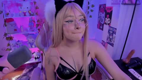 sweet_lilly_sweet online show from 05-28-26, 01:14