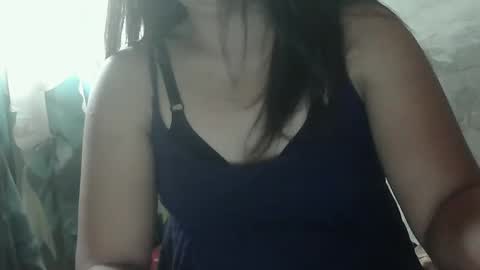 Snapshot of sweet_lily0613 chatting on 02-05-25, 04:06 sweet_lily0613 online show from 02-05-25, 04:06